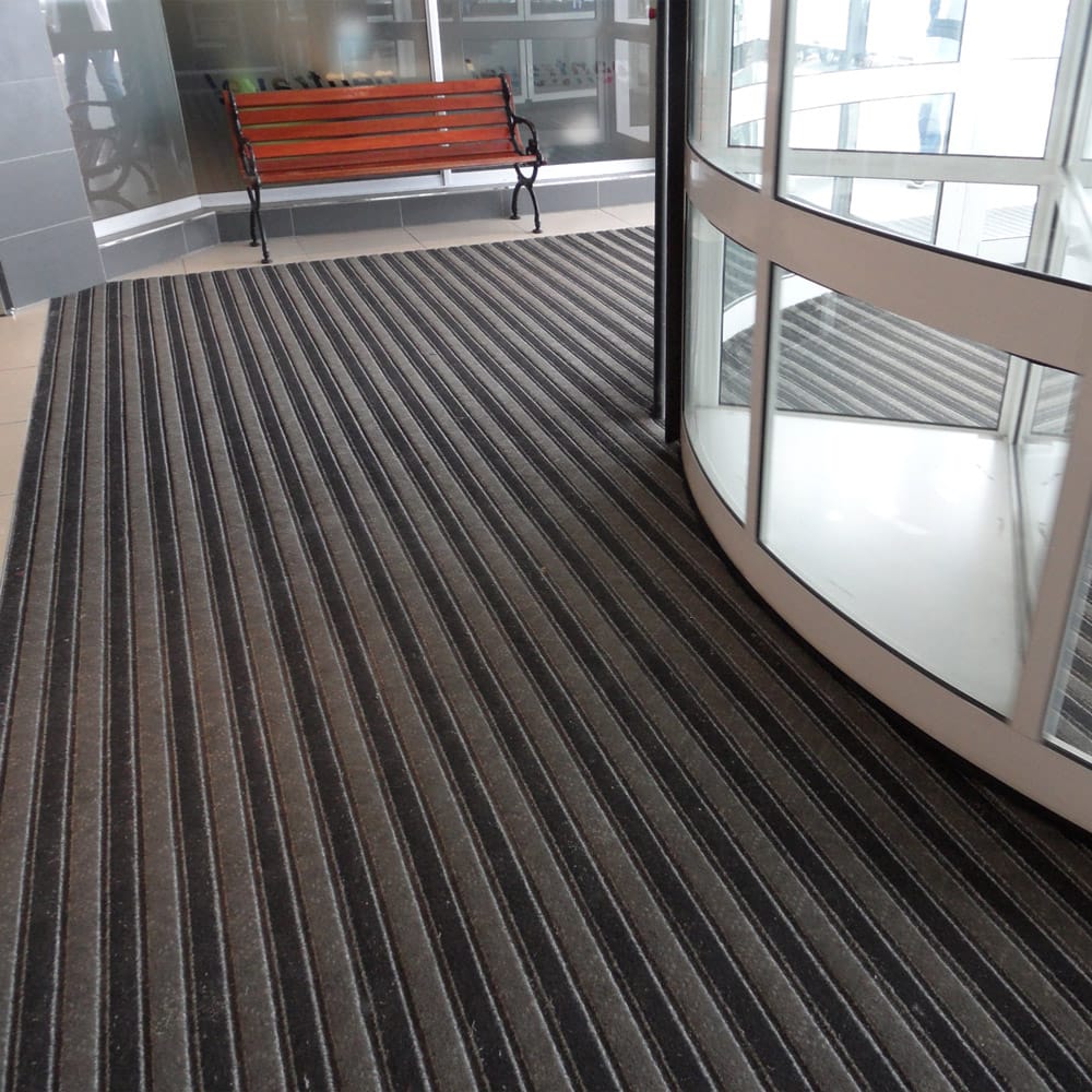 Entrance carpets for hotels, stores and shopping centres